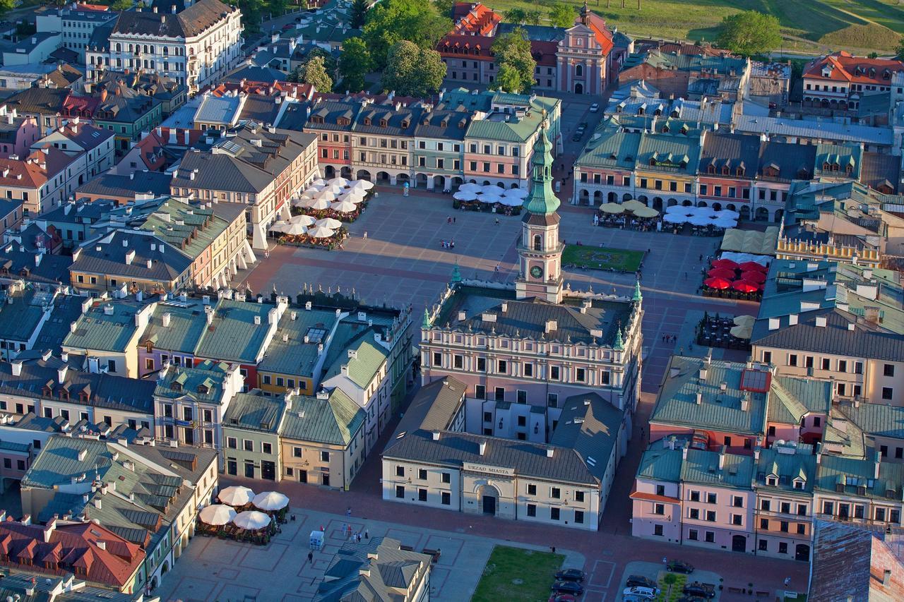 Pokoje Goscinne Osir Zamość Eksteriør billede